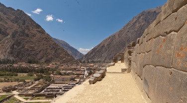 Peru - themes - touring