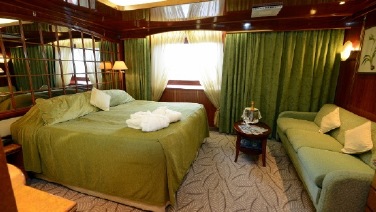 Island Sky cabin Promenade Suite