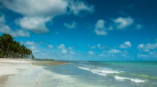 Idyllic, fashionable beachside village